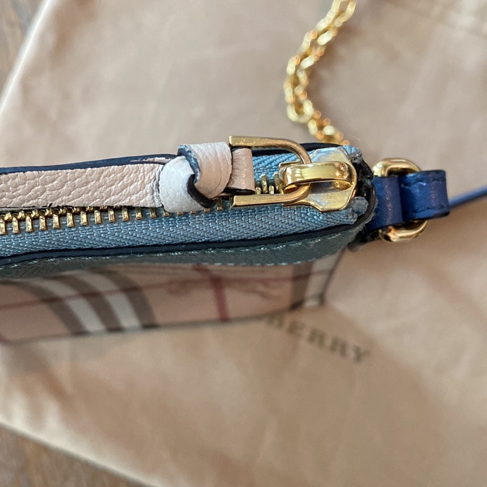 Burberry Crossbody Bag - Picture 6 of 10